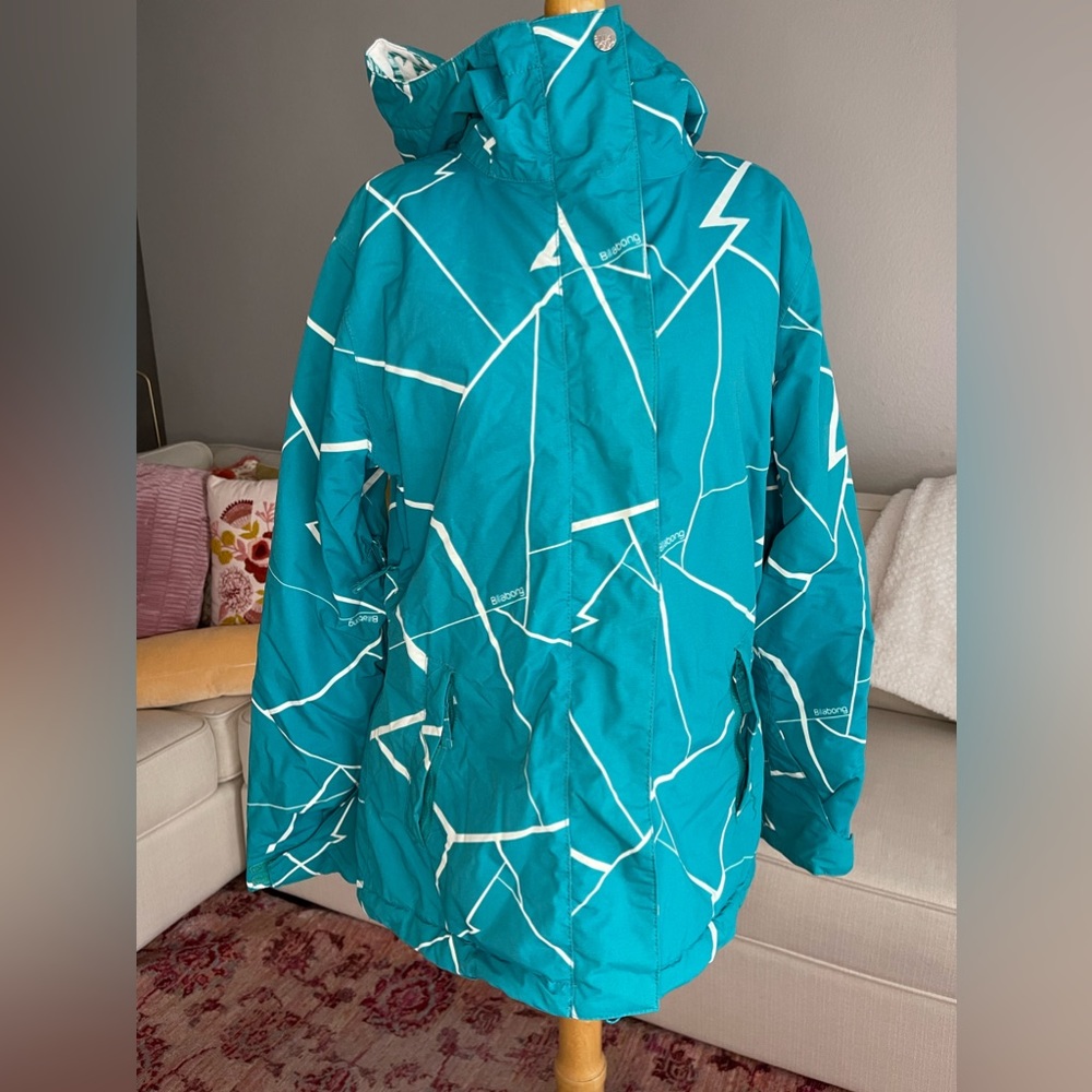 MOVING SALE! Women’s Billabong Waterproof Snowboard/Ski Jacket size Small
